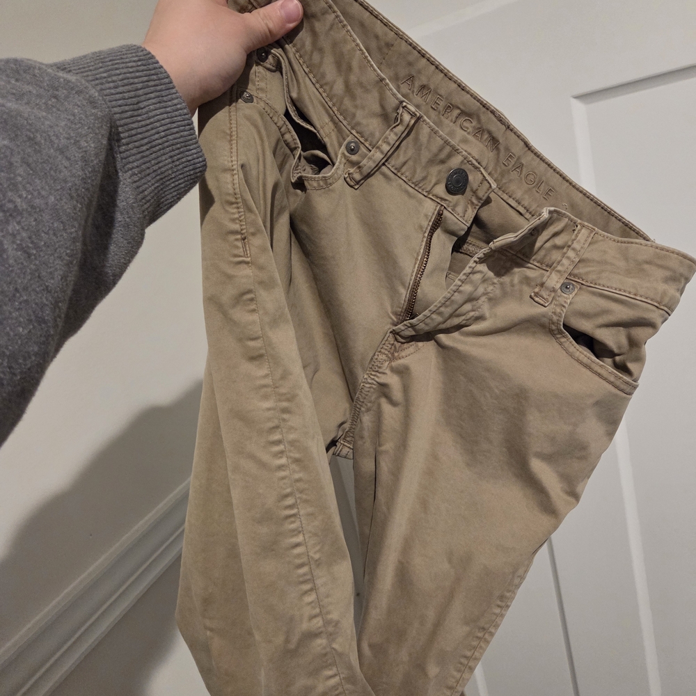 American Eagle Outfitters Men's Khaki Chinos